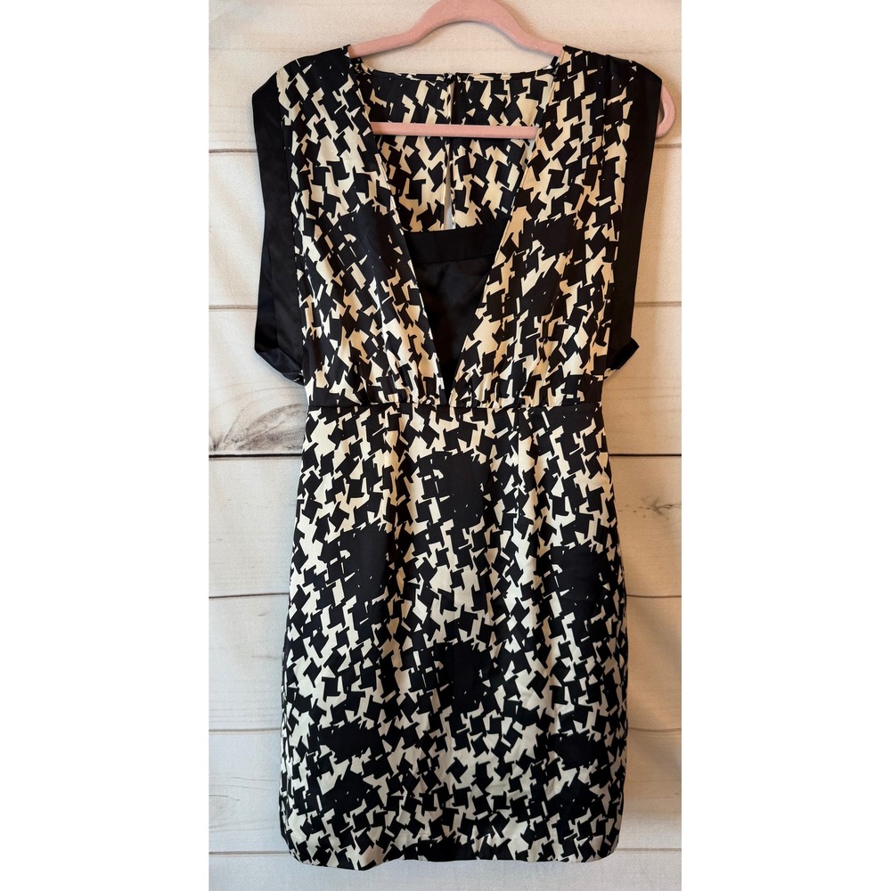 Reiss Silk Abstract Geometric Print V-Neck Mini Dress Black Cream Size 2